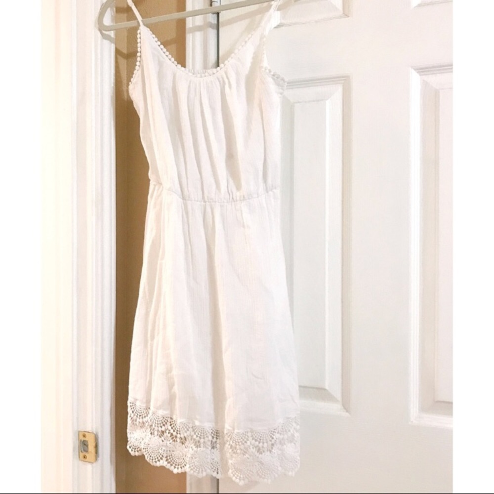 White Old Navy Dress with Lace Trim